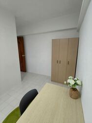 Pine Grove (D21), Condominium #589299261